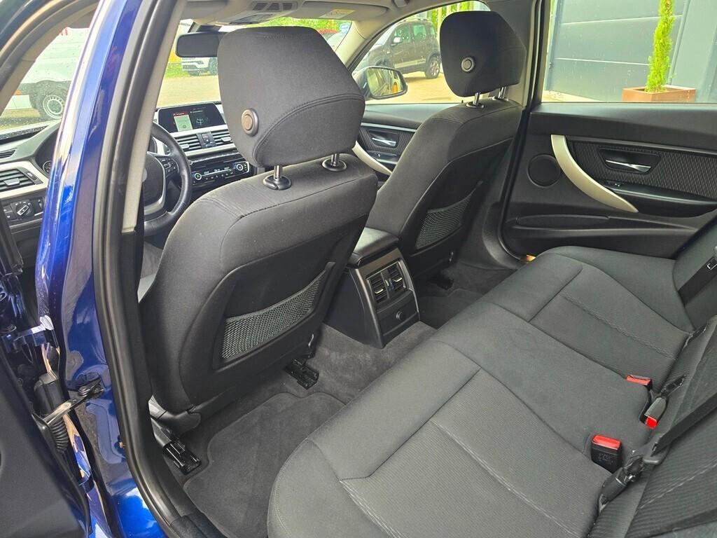 Bmw 318 318d BERLINA LUXURY DA VETRINA!