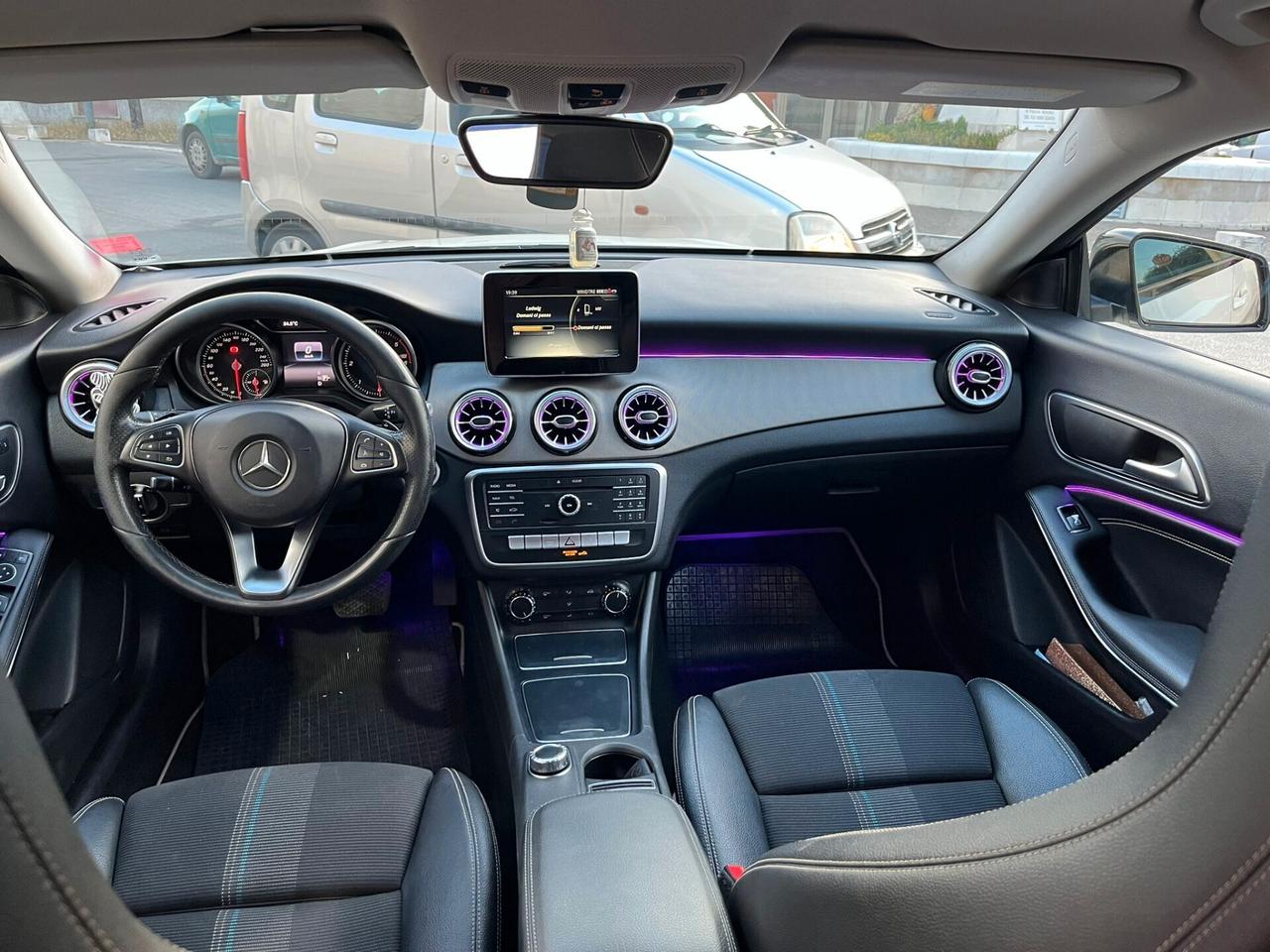 Mercedes-benz CLA 200 d S.W. Automatic Premium