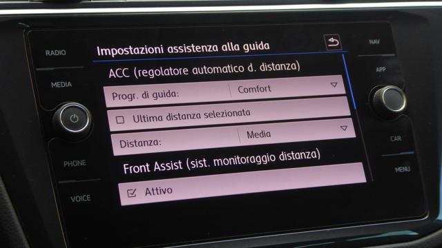 VOLKSWAGEN Tiguan 2.0 TDI SCR DSG Business BlueMotion Technology