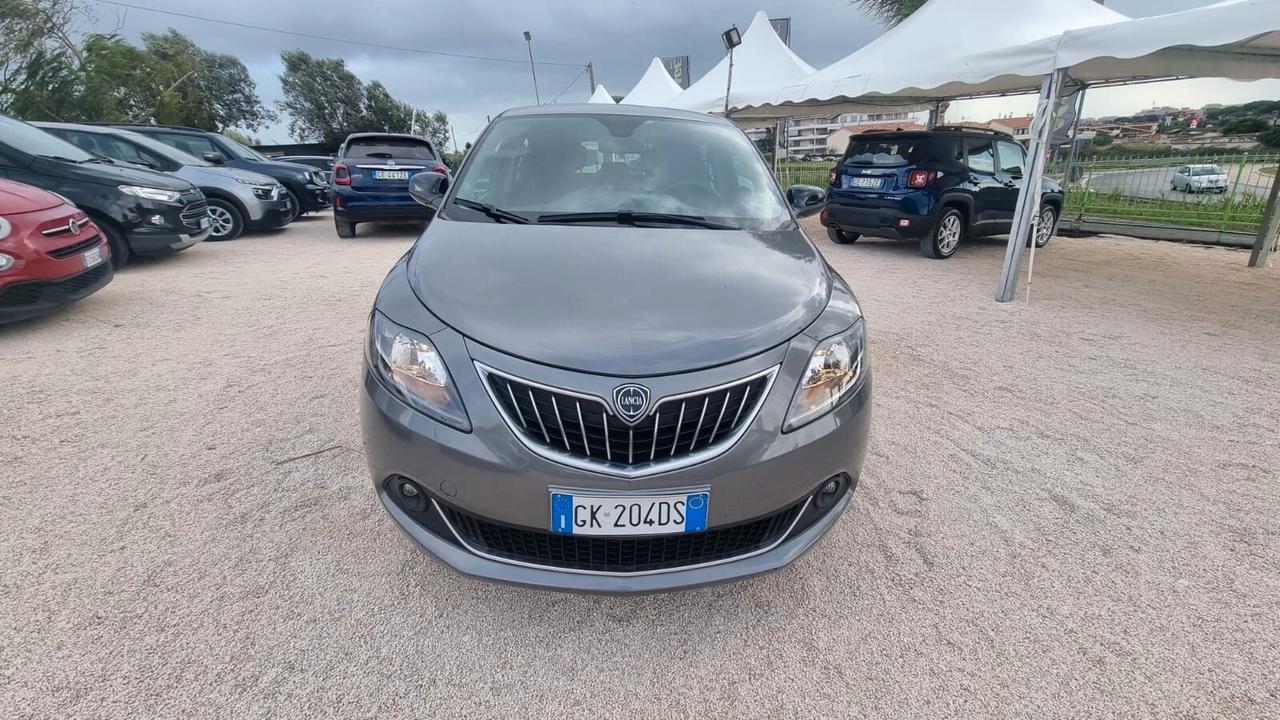 Lancia Ypsilon 1.0 FireFly 5 porte S&S Hybrid Ecochic Gold