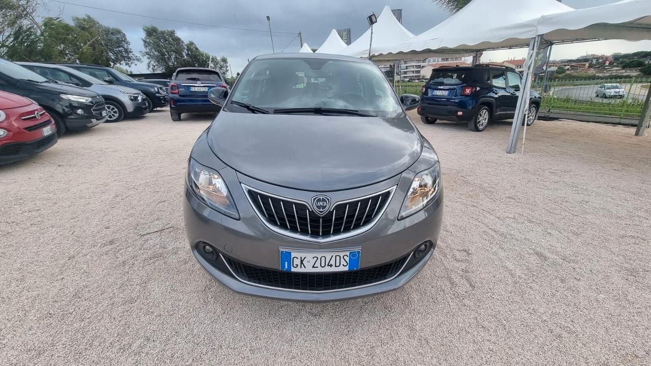 Lancia Ypsilon 1.0 FireFly 5 porte S&S Hybrid Ecochic Gold