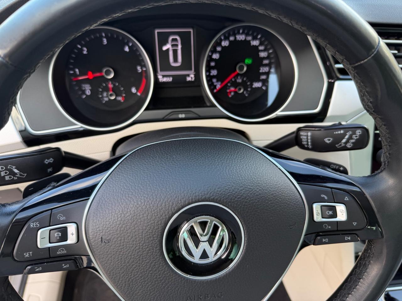 Volkswagen Passat 2.0 TDI SCR DSG Executive BMT