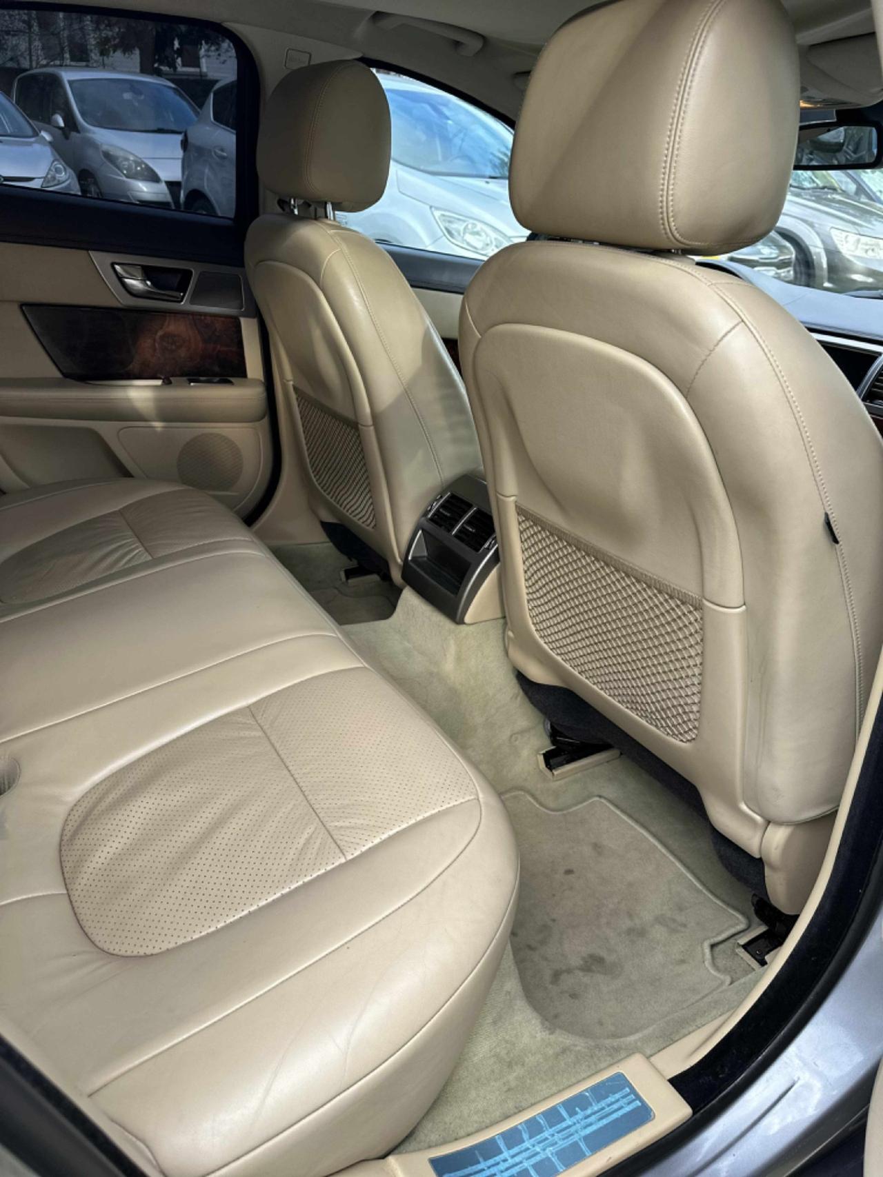 Jaguar XF 3.0 V6 PREMIUM LUXURY KMCERT GARANZ UNICOPR