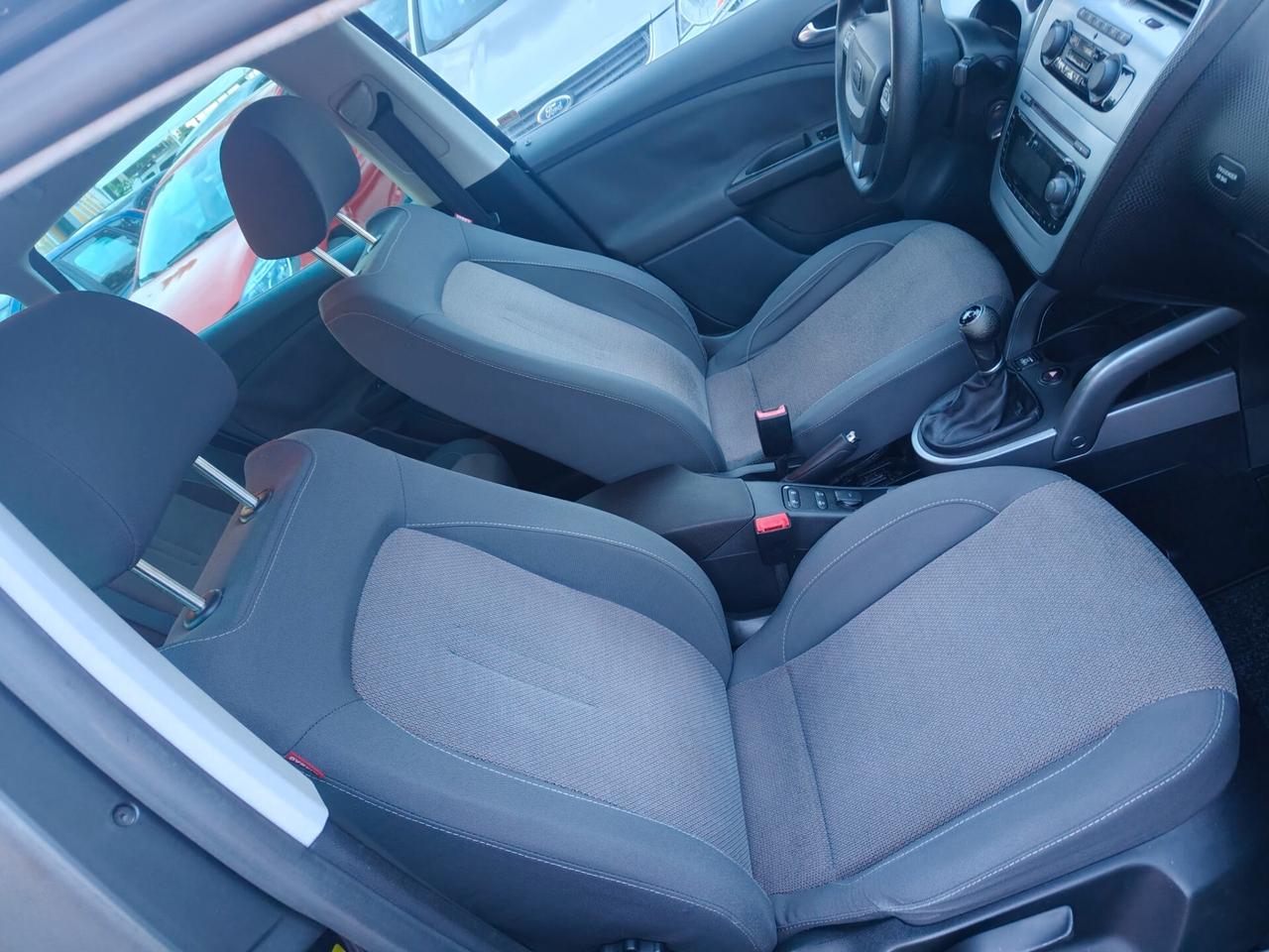 Seat Altea 1.6 Style BI FUEL gancio traino