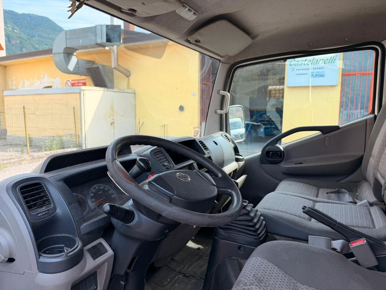 NISSAN CABSTAR ANNO 2011 2.5 DIESEL 110 CV