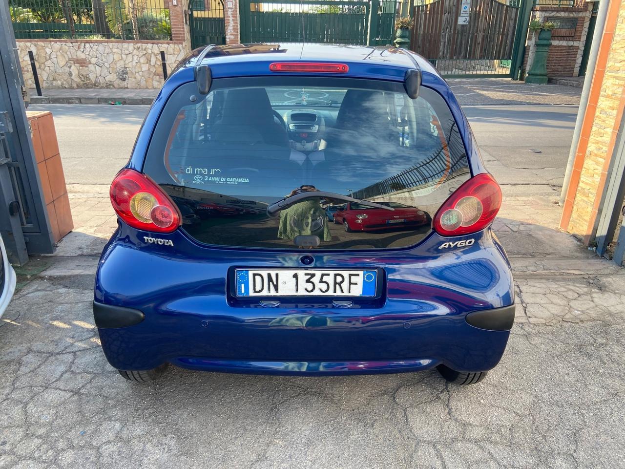 Toyota Aygo 1.0 12V VVT-i 5 porte AUTOMATICO
