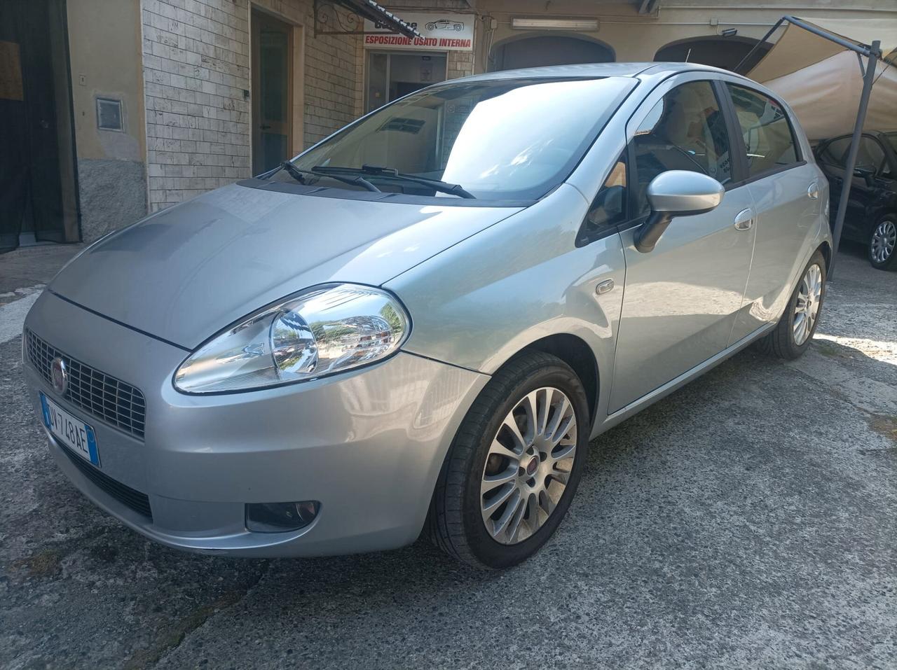 Fiat Grande Punto 1.2 Frizione e Distrib Nuova!!!