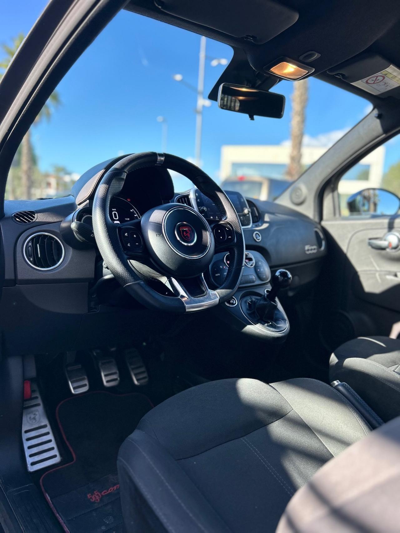 Abarth 595 1.4 Turbo T-Jet 180 CV Competizione