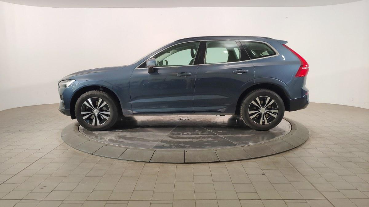 VOLVO Xc60 B4 Mild Hybrid (D) Awd Geartronic Momentum Pro