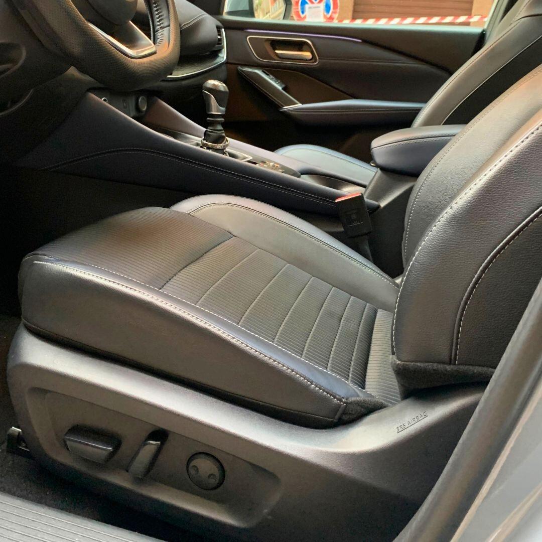 Nissan Qashqai MHEV 140 CV Tekna **22.000 KM**