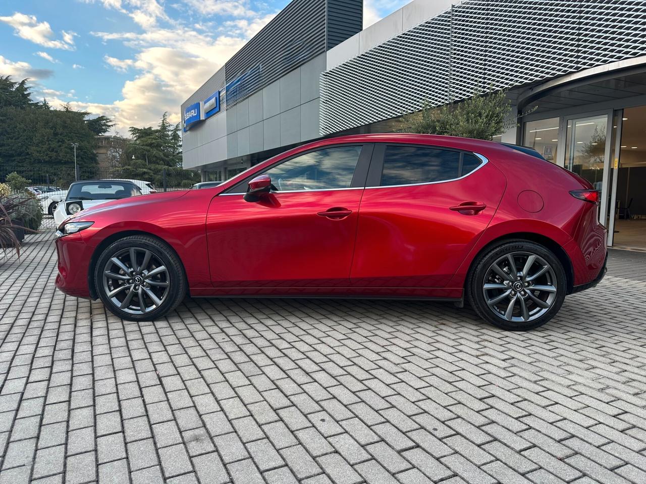 Mazda 3 Mazda3 2.0L e-Skyactiv-G M Hybrid Executive