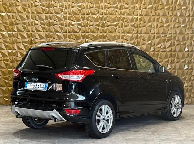 Ford Kuga 2.0 TDCI 150 CV S&S 4WD Powershift Titanium