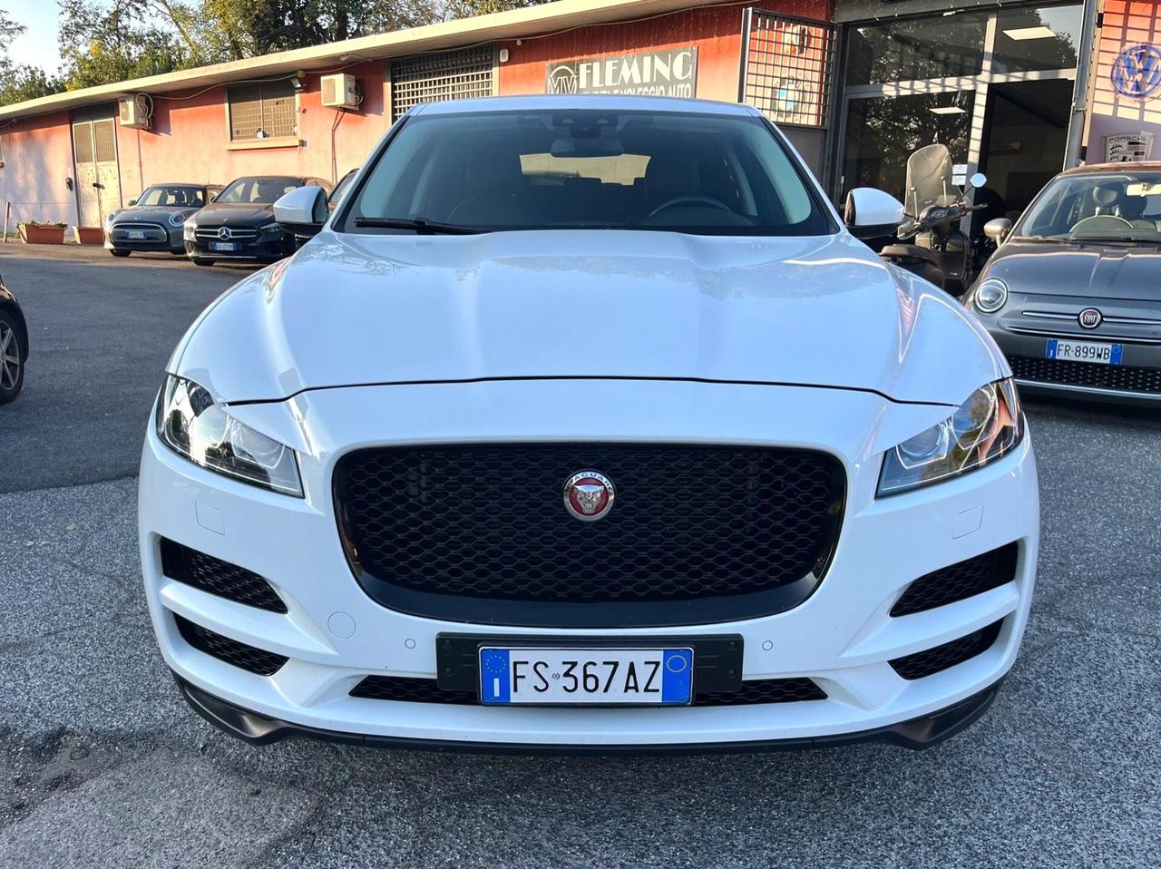 Jaguar F-Pace 2.0 D 240 CV AWD aut. R-Sport white Black Edition Garanzia Permute e Rate