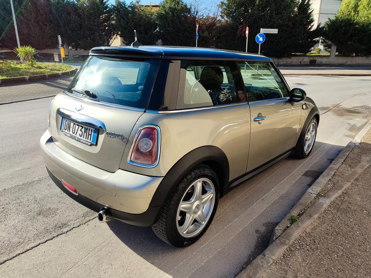 Mini Cooper D 1.6 DIESEL 2008!!
