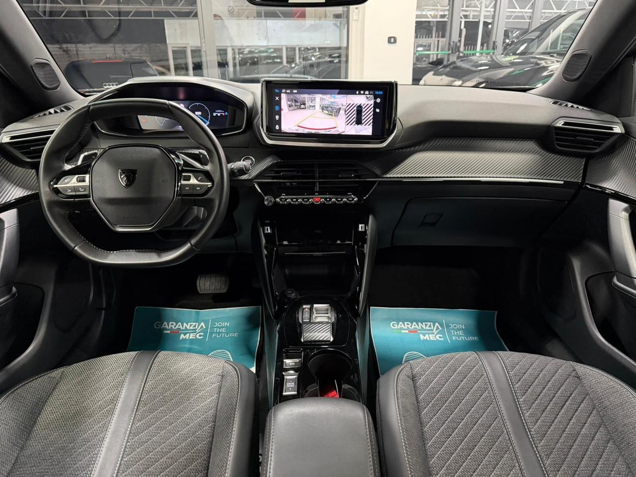 Peugeot 2008 BlueHDi 130 S&S EAT8 Allure