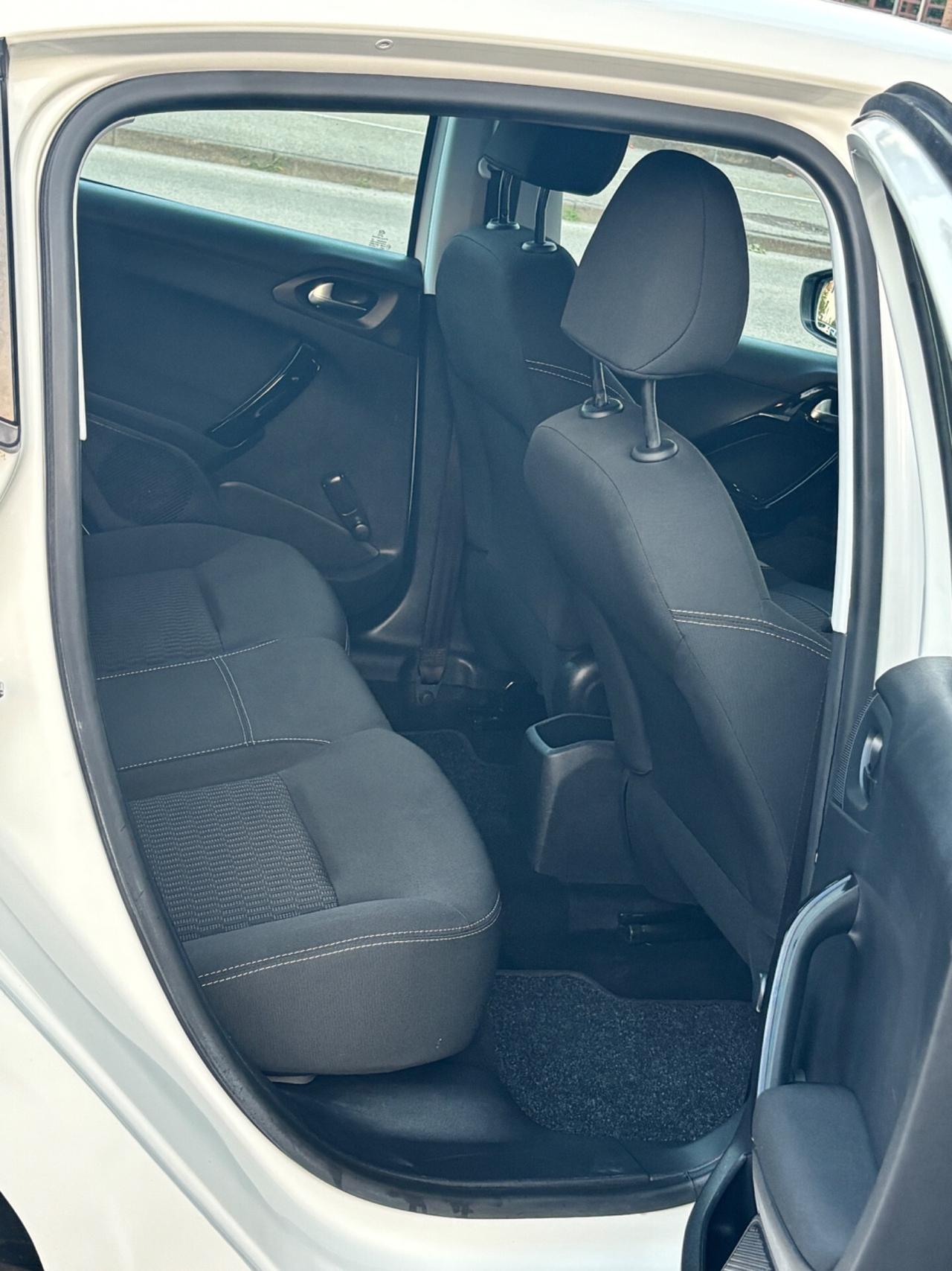 Peugeot 208 PureTech 68 5porte Access