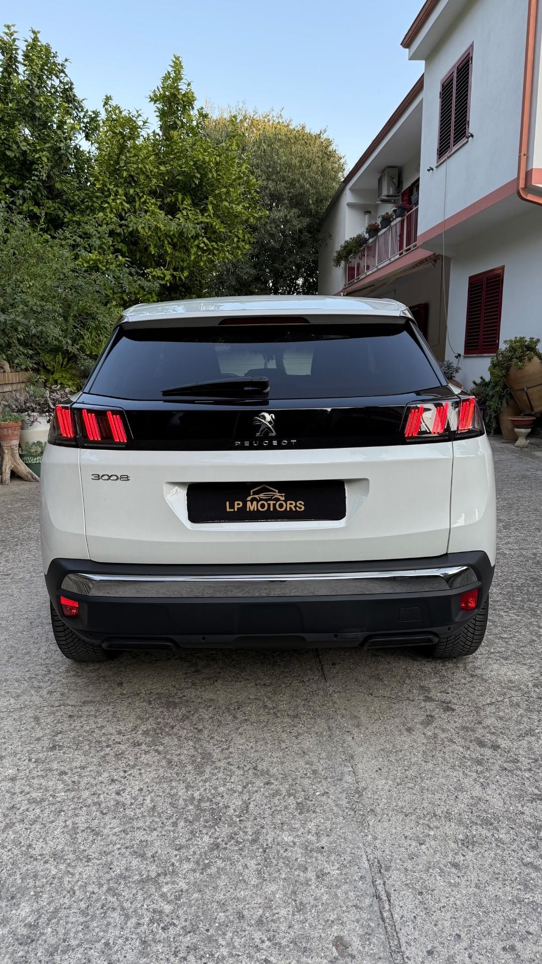 Peugeot 3008 BlueHDi 130 S&S EAT8 Allure Pack