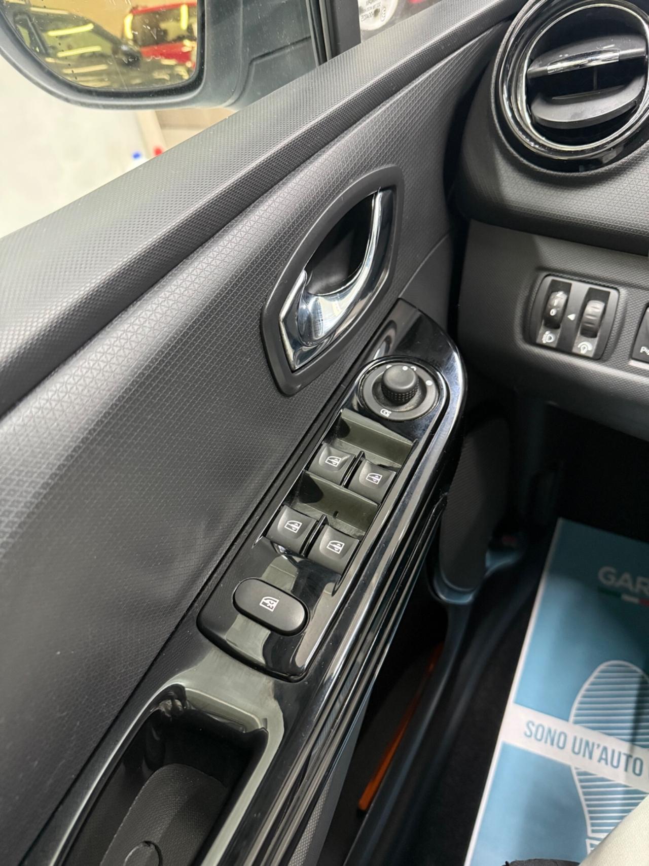 Renault Clio Tetto Panoramico 130.000 km
