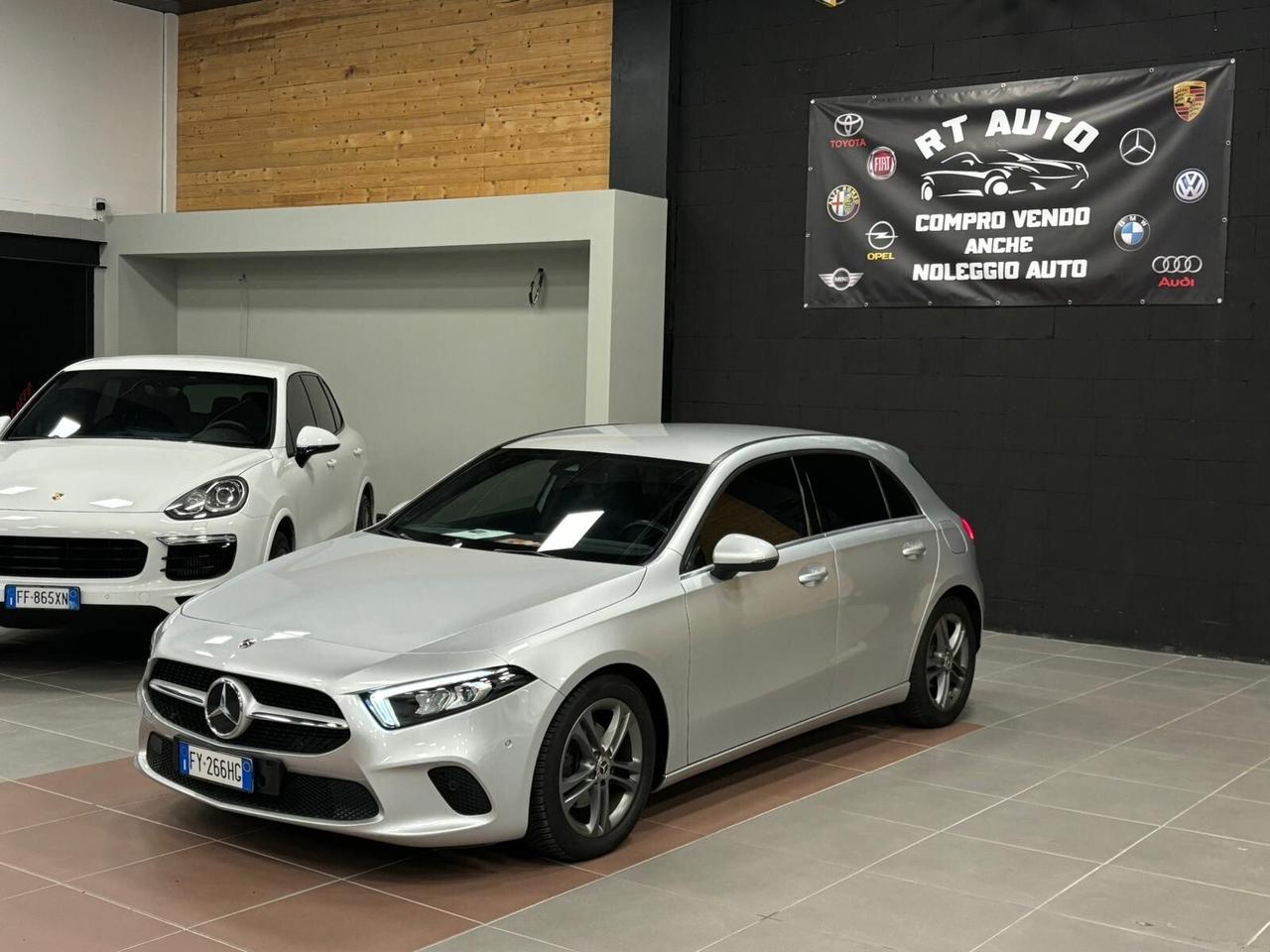 Mercedes-benz A 180 A 180 d Automatic Executive