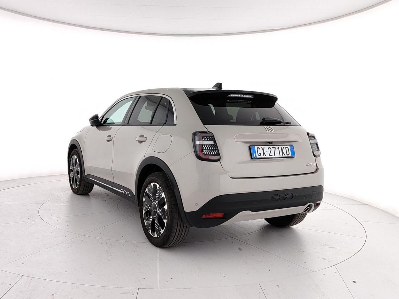 Fiat 600 Hybrid 136 CV DCT MHEV La Prima