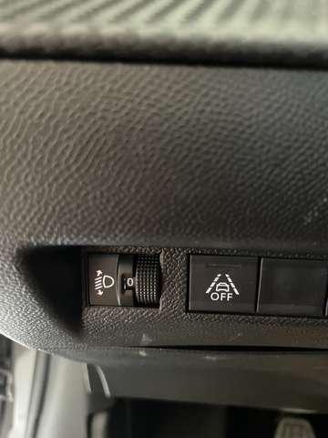 Peugeot 208 1.2 puretech Allure s