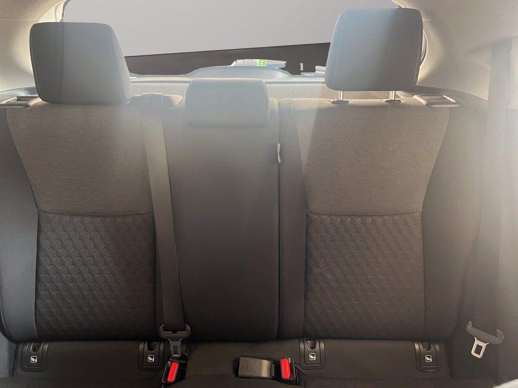 TOYOTA Yaris 1.5h active del 2023