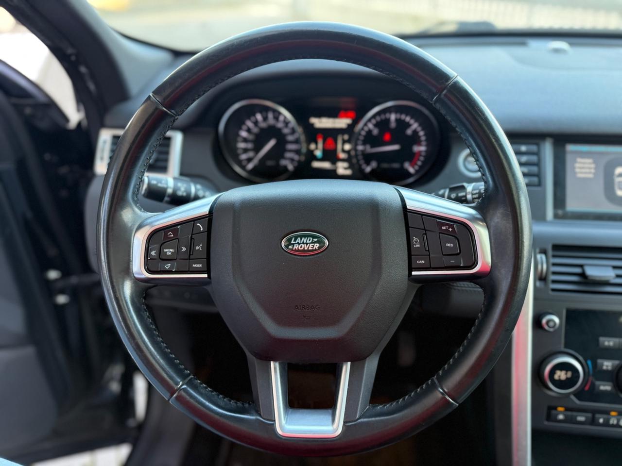 7 POSTI Land Rover Discovery Sport 2.2 TD4 HSE Luxury