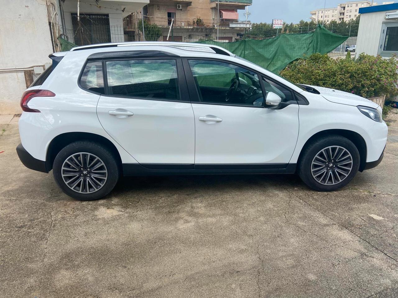 Peugeot 2008 1.5BlueHDi 100 cv 2017