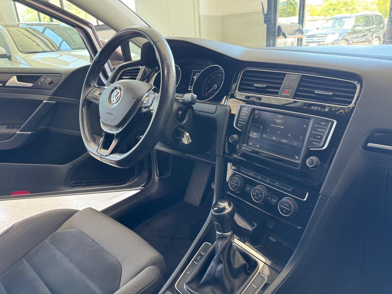 Volkswagen Golf 1.4 TGI Highline benz/metano