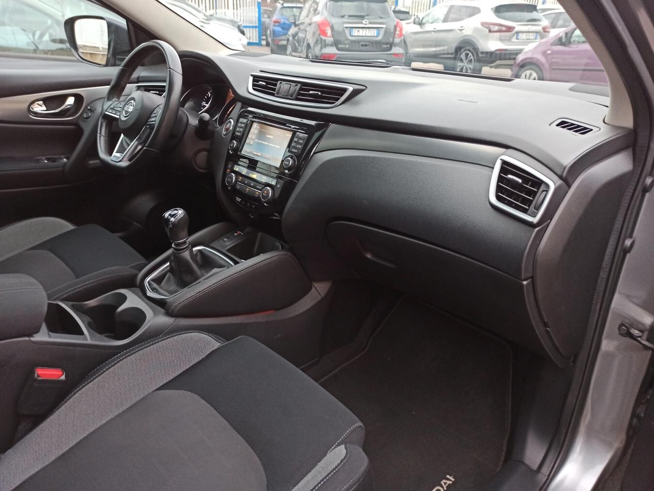 Nissan Qashqai 1.5 dCi 110 cv N-Connecta Tetto Panoramico