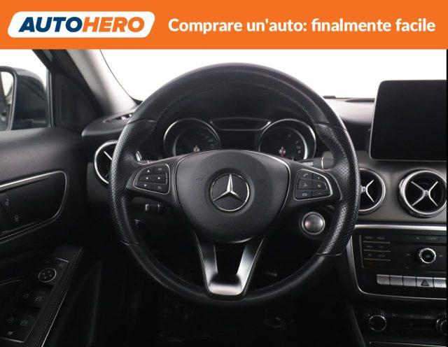 MERCEDES-BENZ GLA 180 Sport