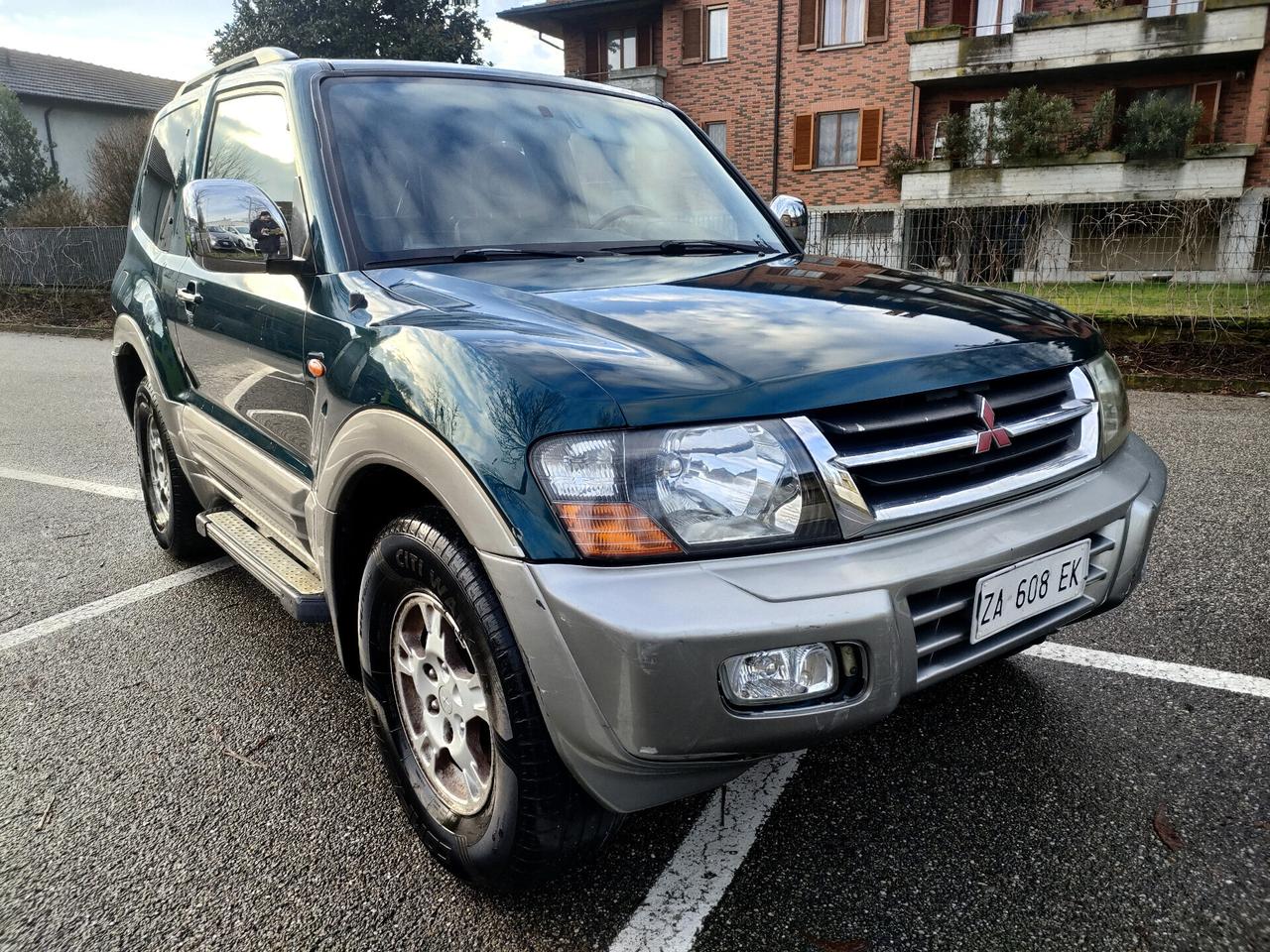Mitsubishi Pajero 3.2 16V DI-D 3p. GLS