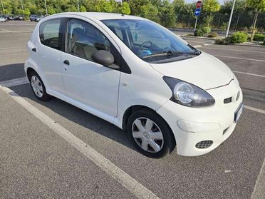 TOYOTA Aygo 1.0 12V VVT-i 5 porte Now