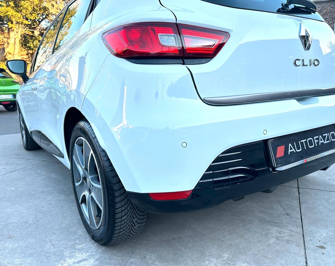 Renault Clio 1.5 dCi 8V 75CV 5 porte Costume National