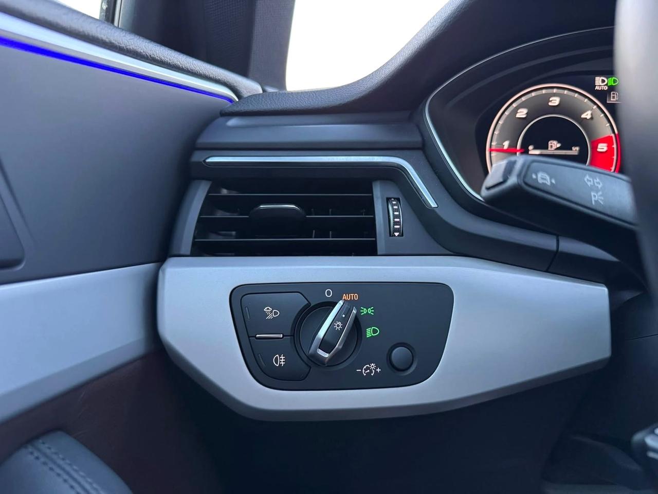 AUDI A4 ALLROAD Tdi 204 Cv-Tetto Pelle 19 Luci ambient