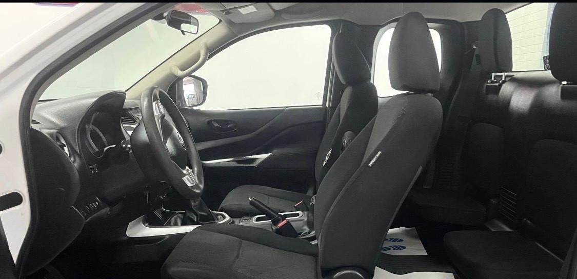 Nissan Navara 2.3 dCi 4WD King Cab Telaio Visia