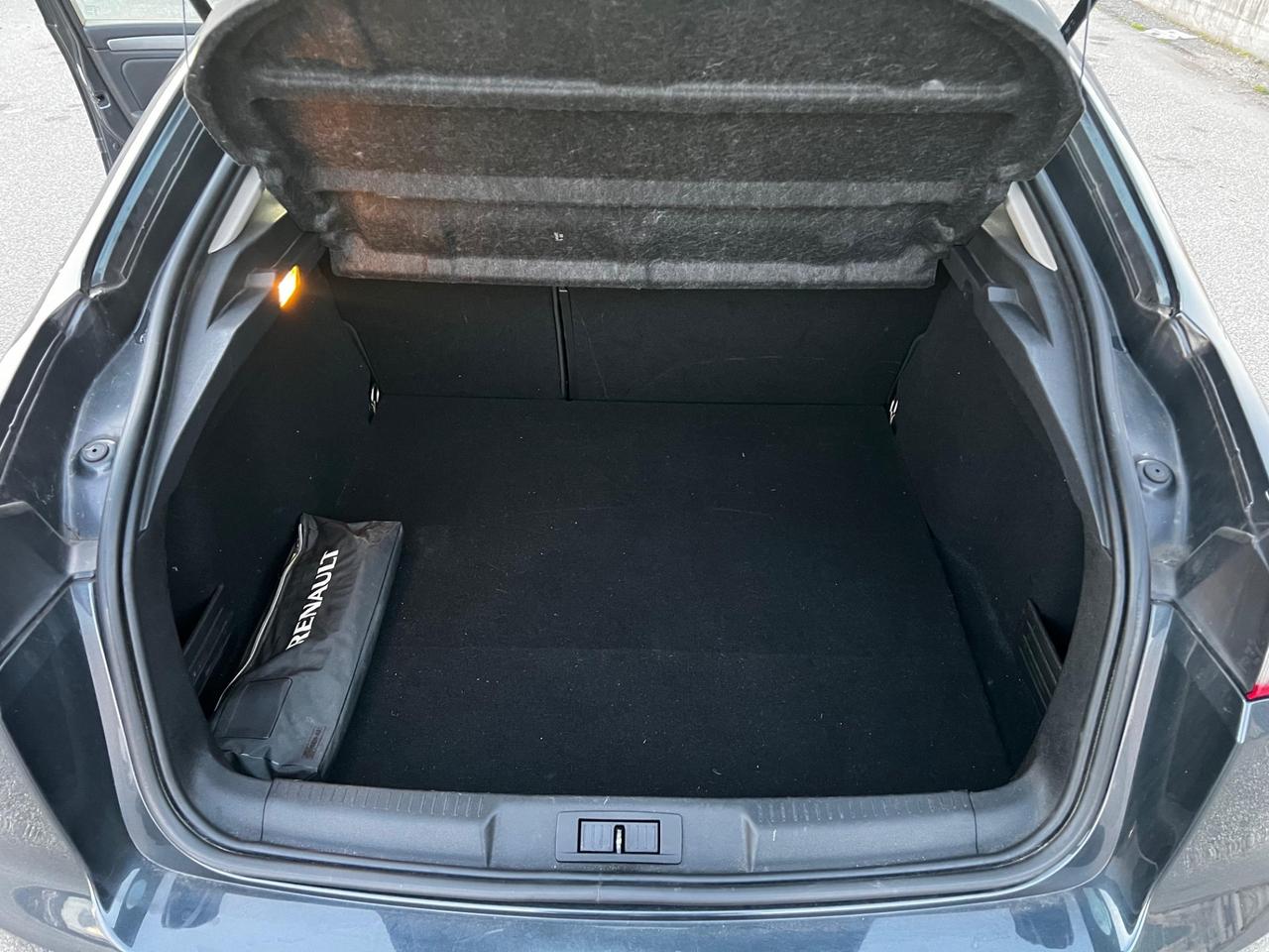 Renault Laguna 2.0 dCi 150CV 4Control