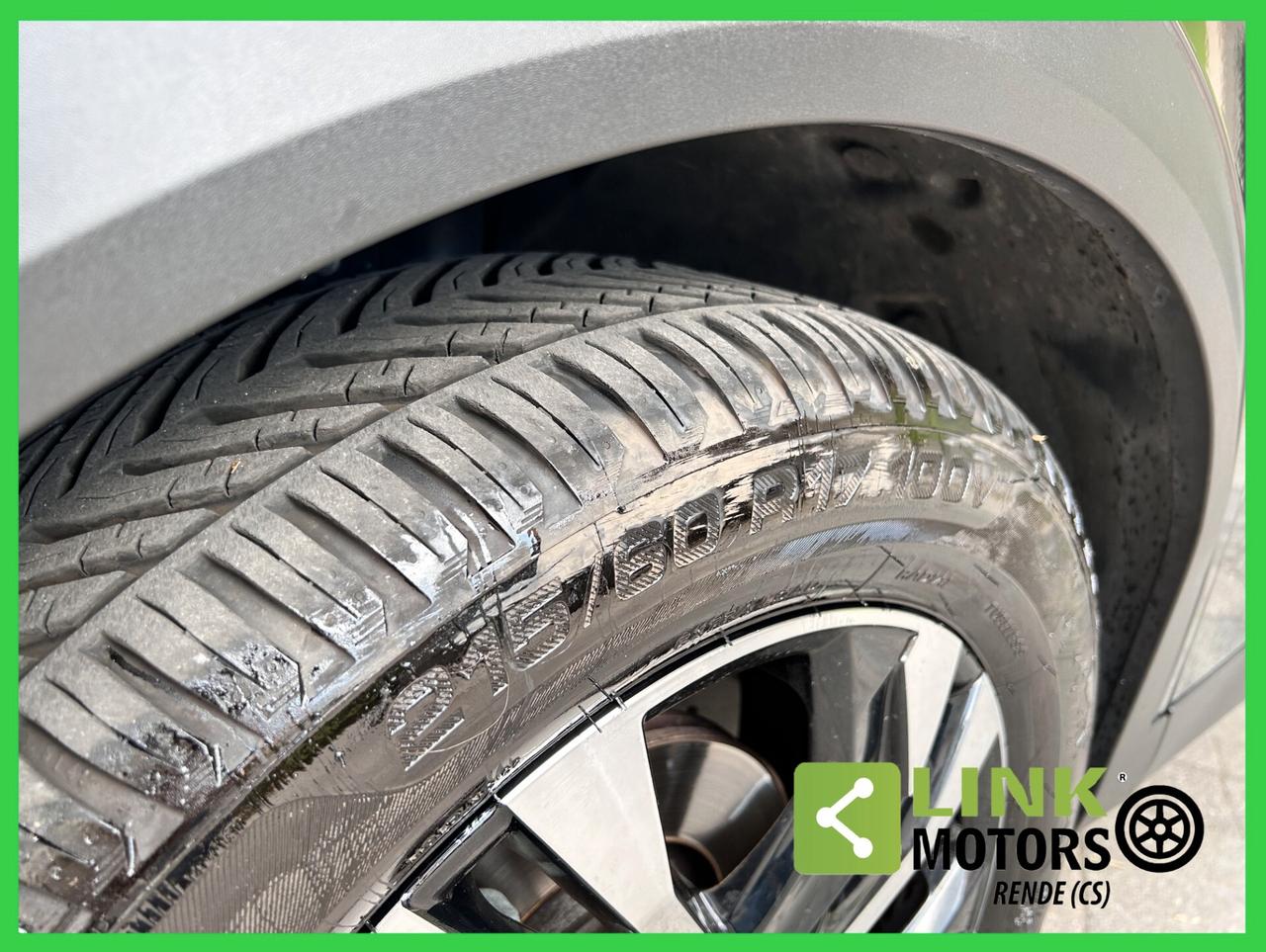 Peugeot 2008 PureTech 100 S&S Allure Navi Pack 09/2020