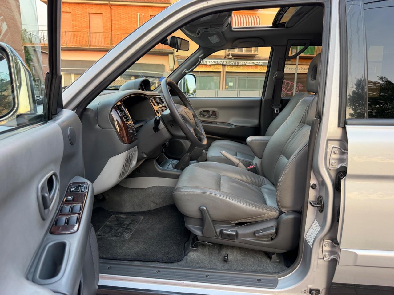 Mitsubishi Pajero Sport 2.5 TDI GLS Target