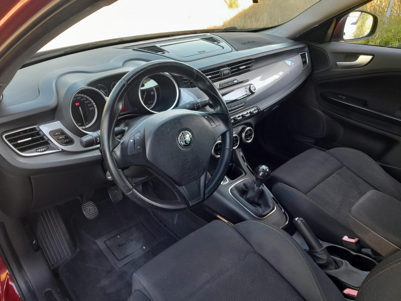 Alfa Romeo Giulietta 1.6 JTDm-2