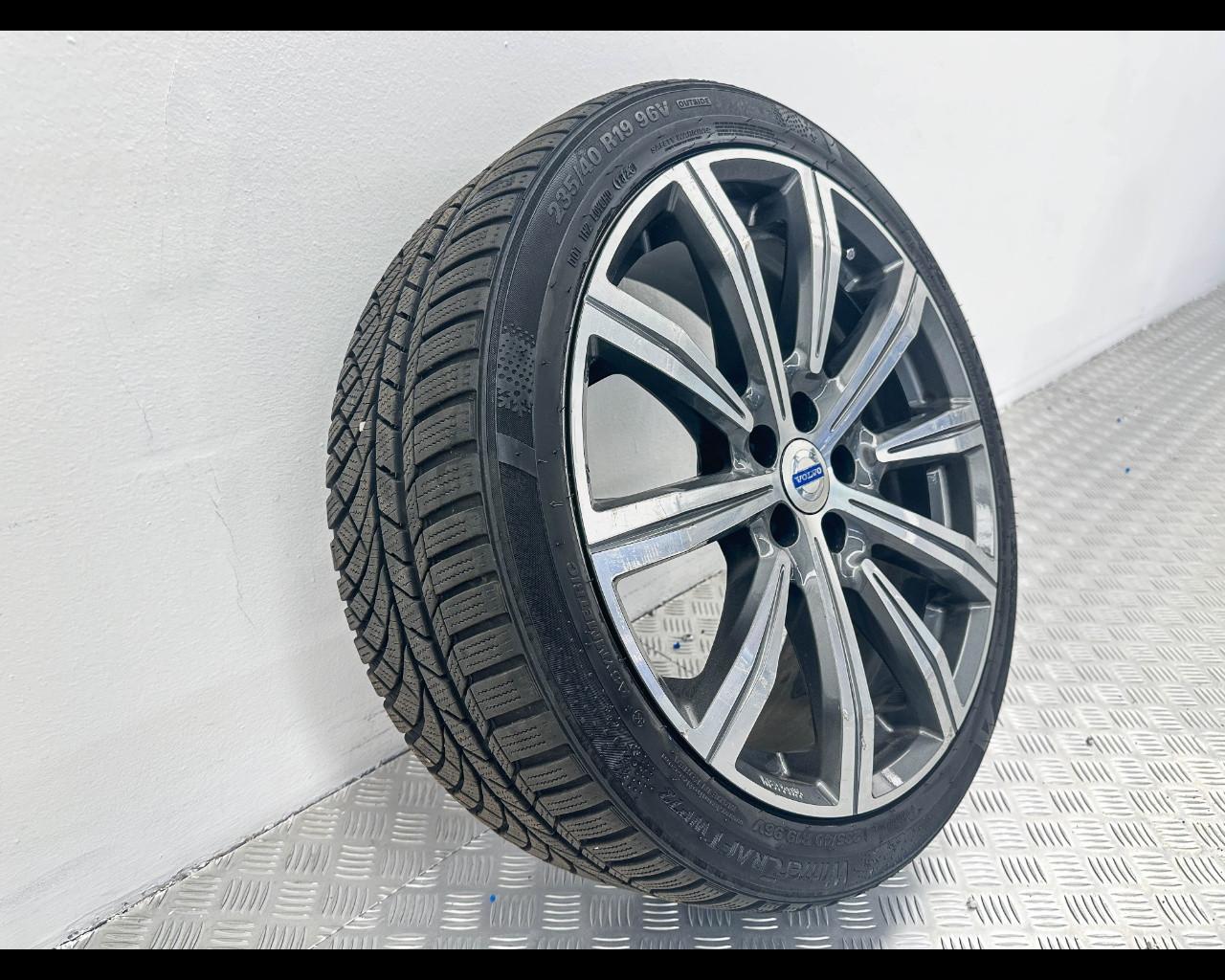 VOLVO V60 (2018-->) - V60 D4 Geartronic Inscription