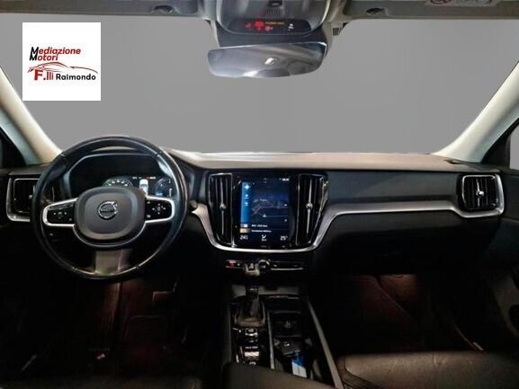 Volvo V60 Cross Country D4 AWD Geartronic Business Plus