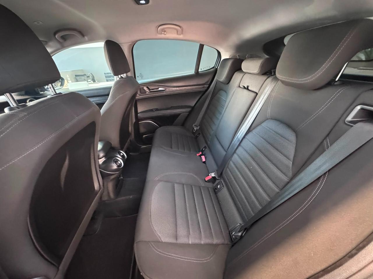Alfa Romeo Stelvio 2.2 Turbodiesel 190 CV AT8 Q4 Business