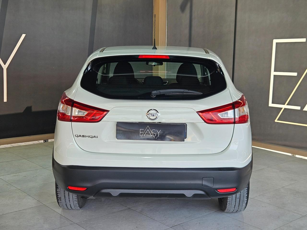 Nissan Qashqai 1.2 dig-t Visia 115cv