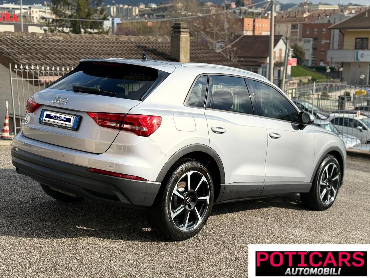 Audi Q3 35 TDI S tronic Business Advanced