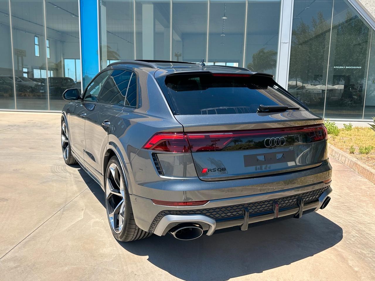 Audi RS Q8 performance offerta T-Stock prezzo imperdibile