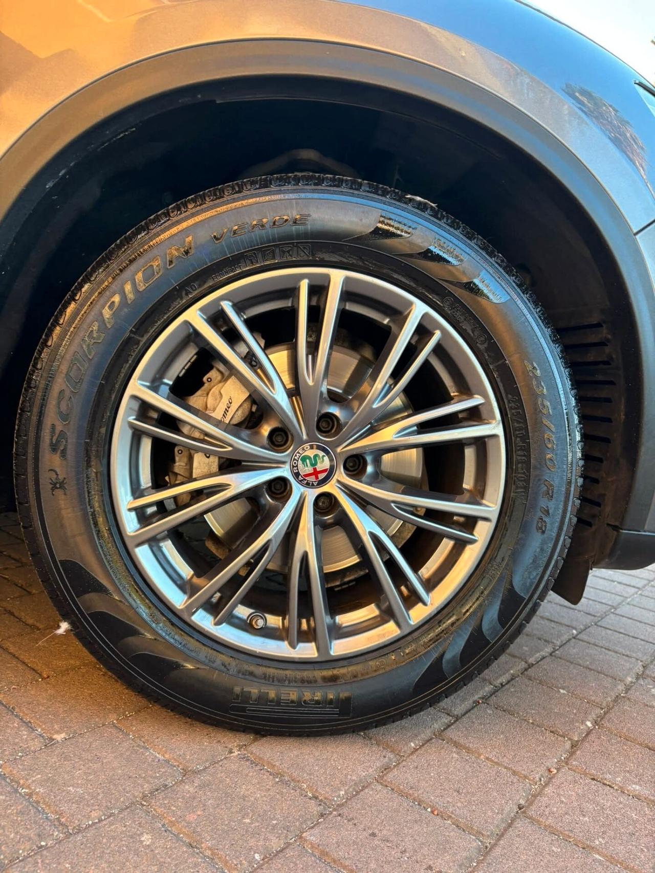 Alfa Romeo Stelvio 2.2 Turbodiesel 210 CV AT8 Q4 Executive