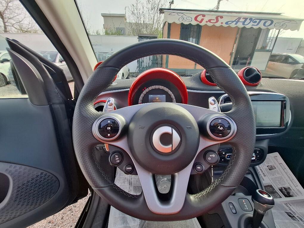 Smart ForTwo 90 0.9 T twinamic cabrio BRABUS Style