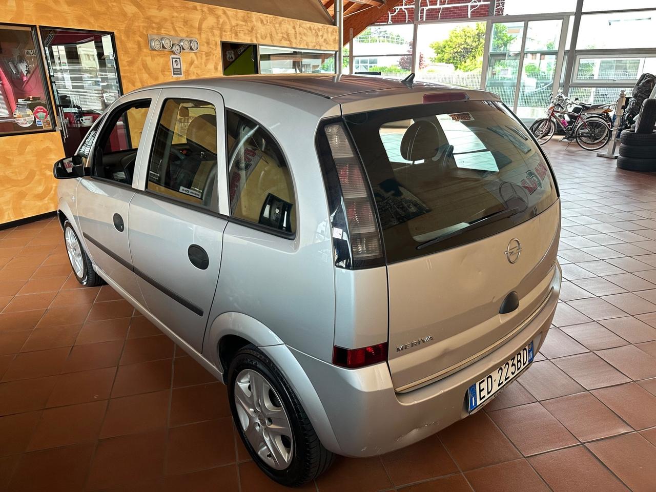 Opel Meriva 1.4 16V GPL-TECH Enjoy
