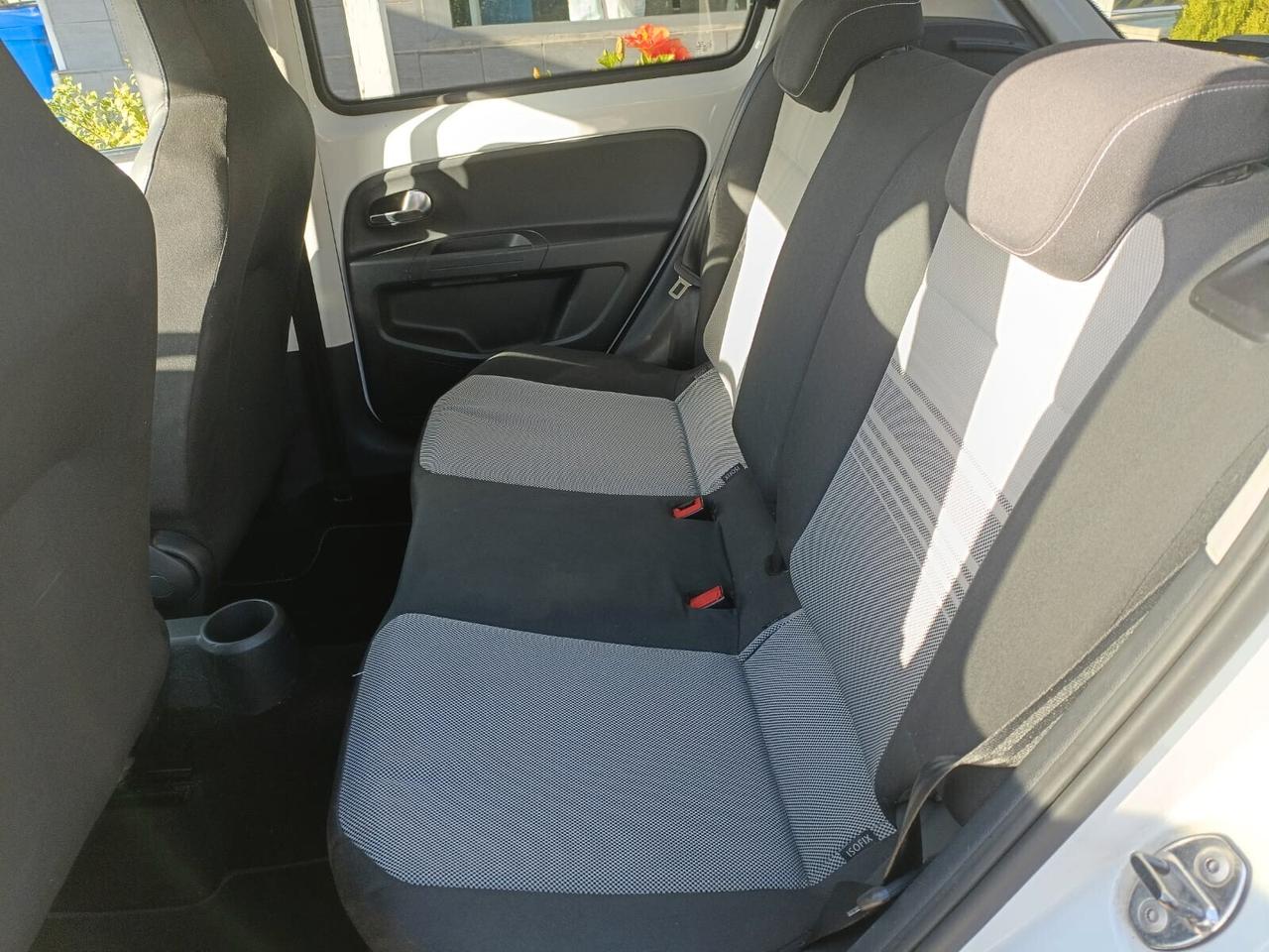 Volkswagen up! 1.0 75 CV 5p. high up! NEOPATENTATI